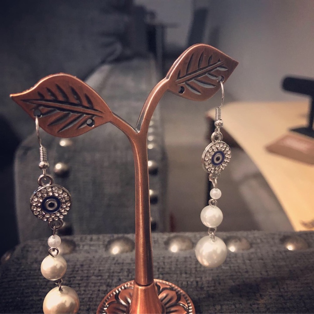 Handmade woman earrings